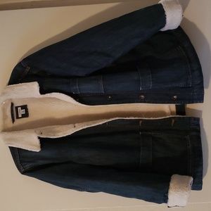LL Bean women's Sherpa lined denim jacket XL Regular